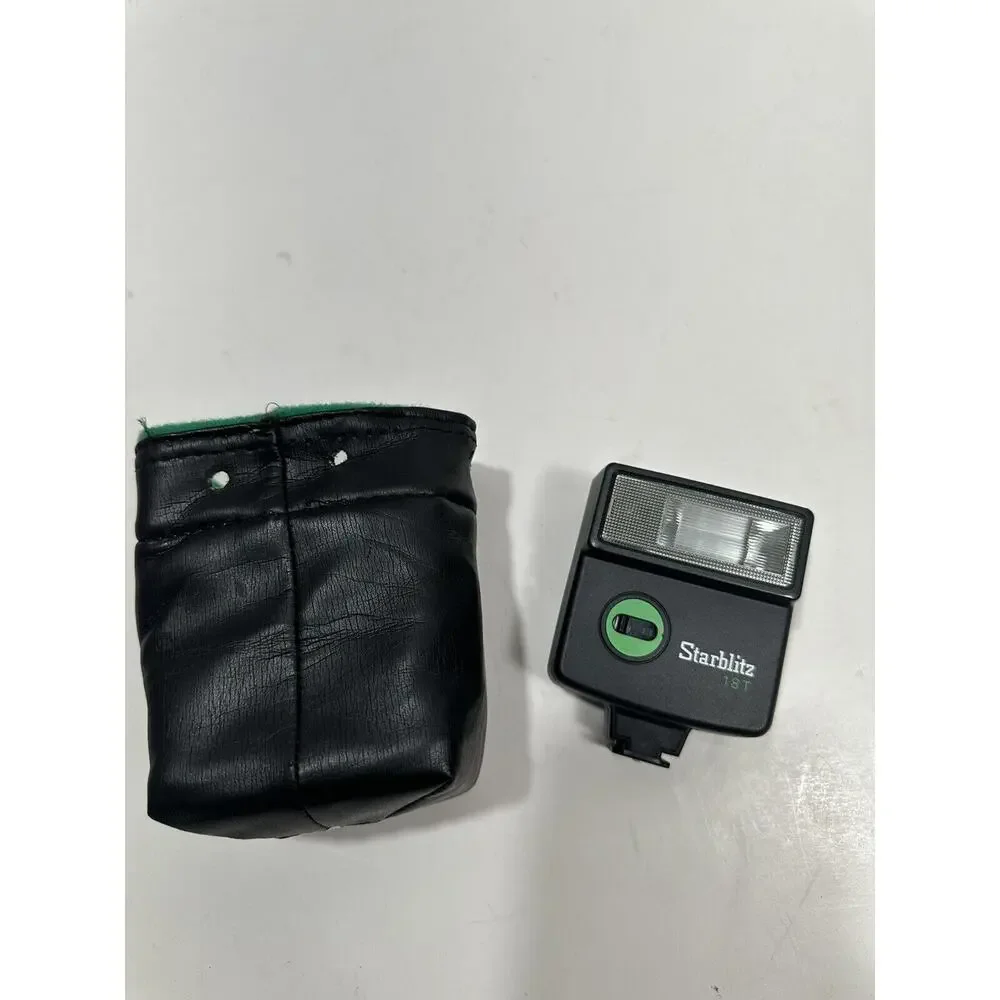 Starblitz 18T Camera Flash Black Vintage 18 T With‎ (Vivitar Case)